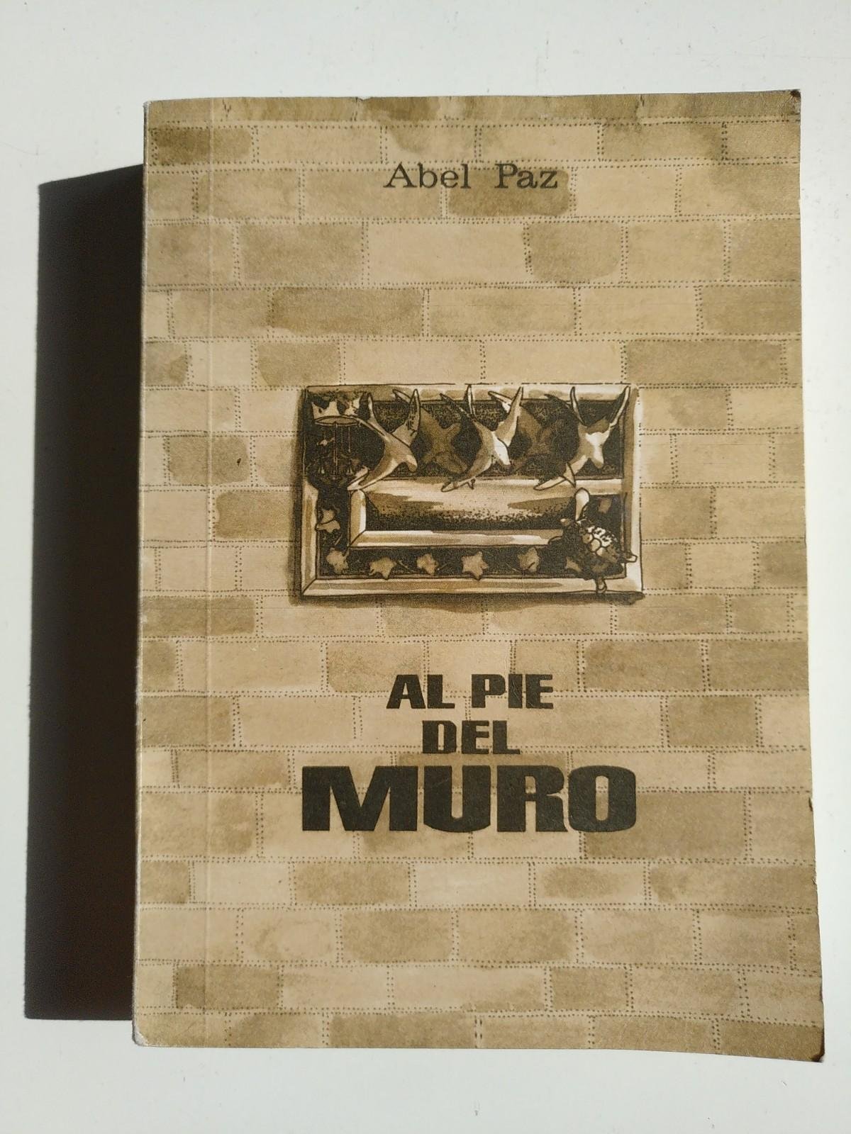 Al pie del muro